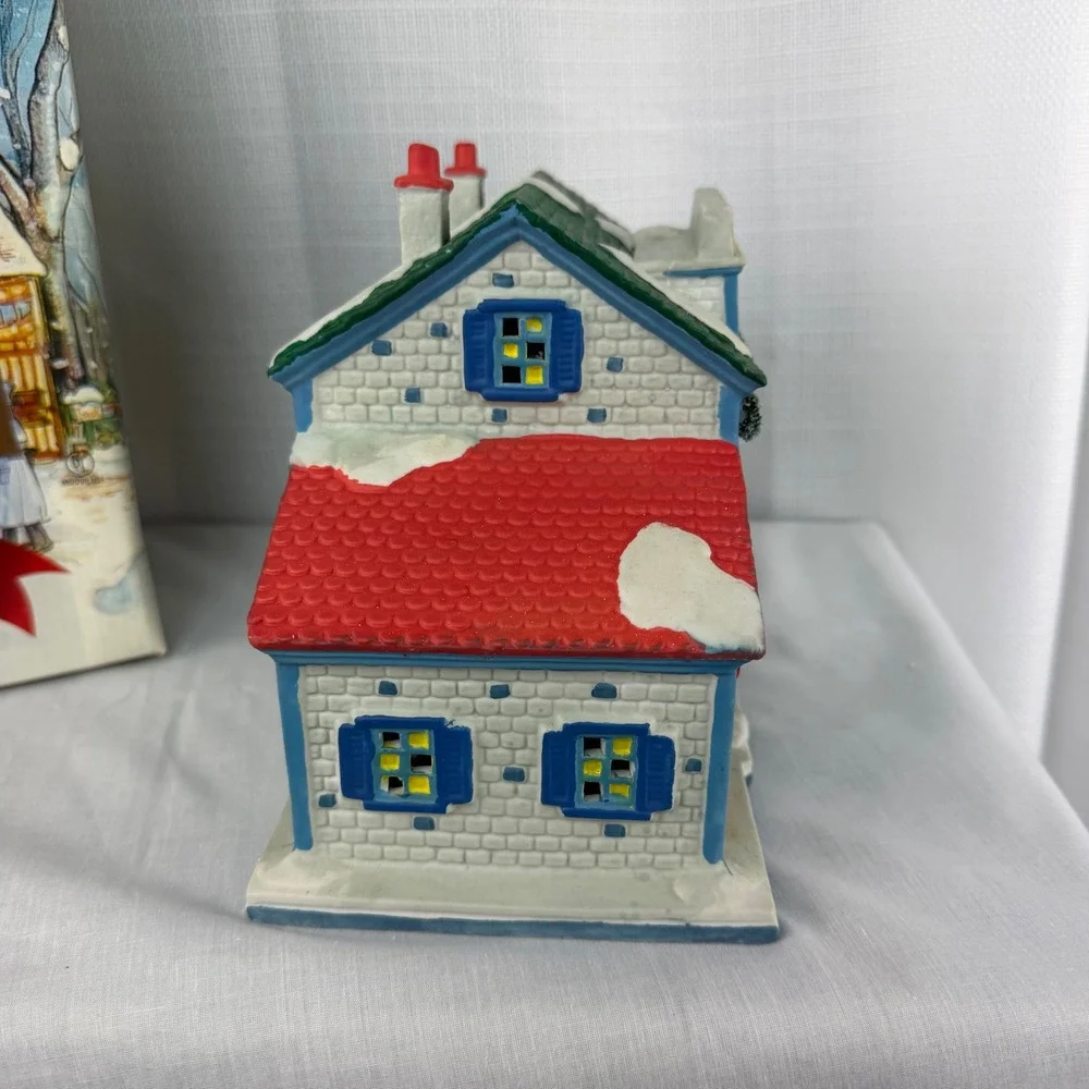 VTG Holiday Living Lily's Flower Shop Porcelain Lighted House Christmas Village